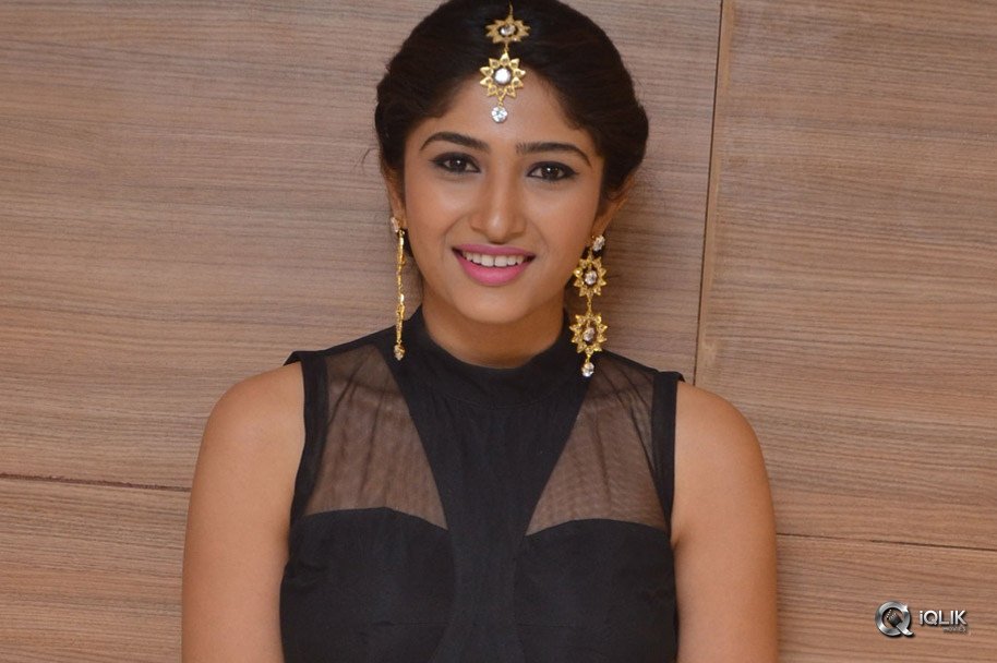 -Roshni-Prakash-At-Sapthagiri-Express-Movie-50days-Celebrations